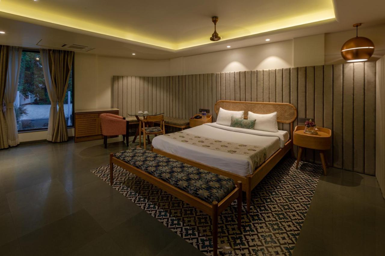 Indus Suites Nagpur Buitenkant foto