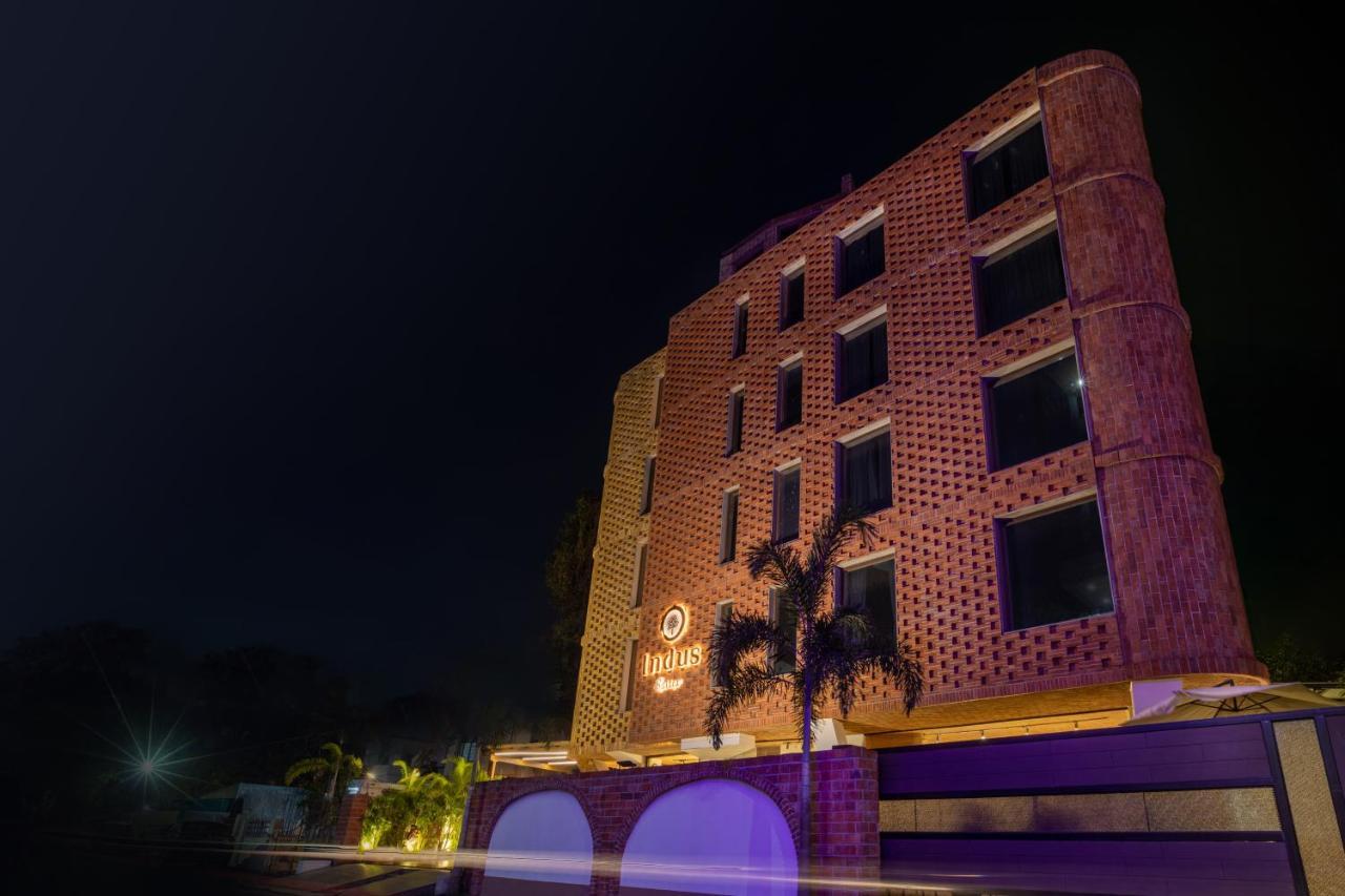 Indus Suites Nagpur Buitenkant foto